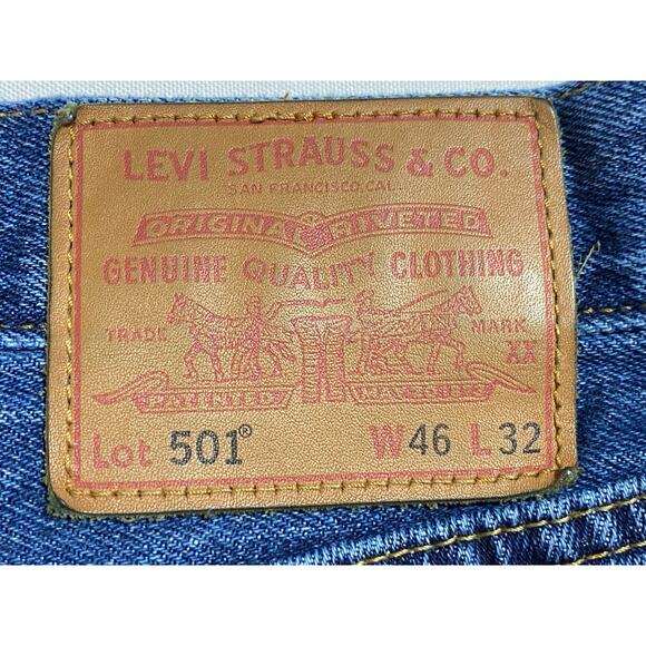 Levi's Premium 501 Original Fit Jeans Mens 46x32 Blue Straight Medium Wash Denim - Picture 5 of 11